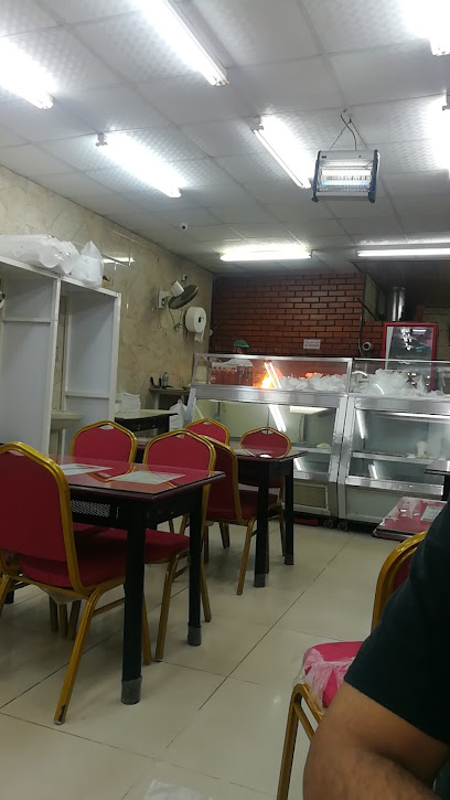 Pizza Corner Restaurant - Saudi Arabia|Jazan 82724|Airport Rd|VHV6+VRP