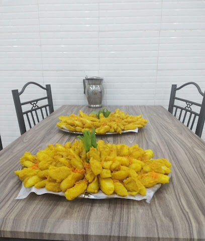 Romantic restaurant Mandi - As Sulayyil - +966 11 782 0555
