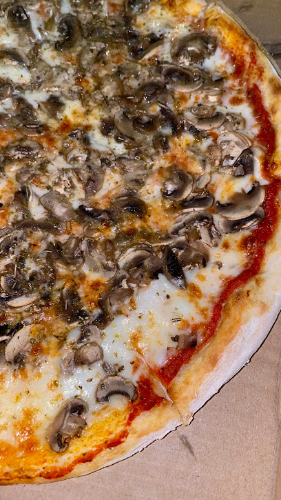 Ronaldo's Pizzeria - رونالدوز بيتزاريا - Saudi Arabia|Al Khobar 34718|3362 14ا، حي الخزامى، 7527