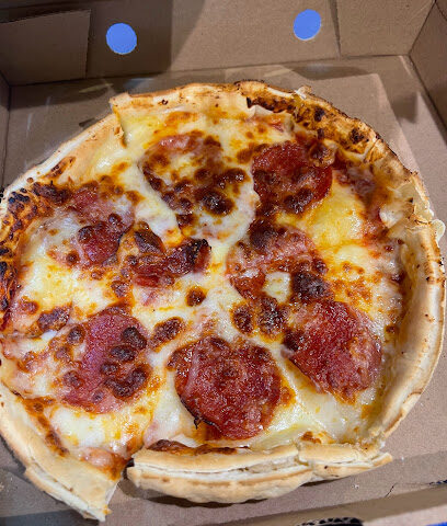 Pizzas Of Eight - Mecca - +966 12 531 2531