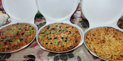 بيتزا تايم - Abu Arish - +966 55 237 3926