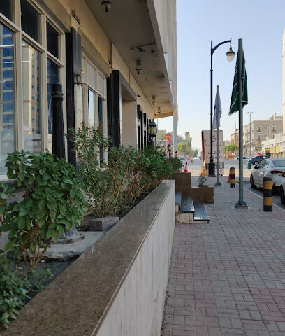 مكتب راشد عبدالله السويكت العقاري - Al Khobar - +966 13 899 9935