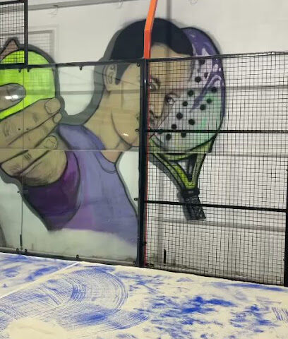 فيو بادل | VIO PADEL - Khamis Mushait - +966 55 680 1500