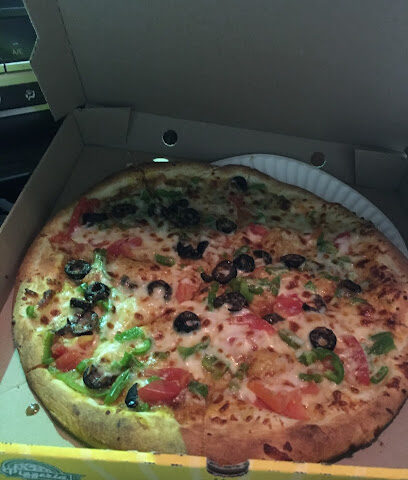 بيتزا لنا - Al Khobar - +966 13 898 7775