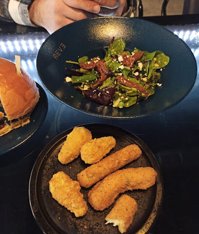 REVE BURGER - Hail - +966 9200 28099