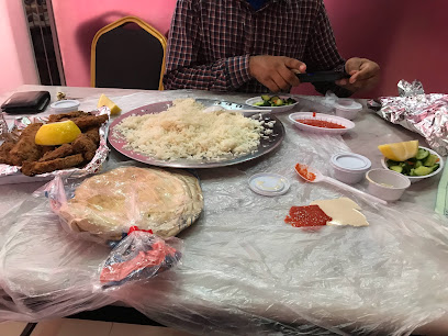 مطعم و محل رباب للأسماك - Hail - +966 16 533 3443