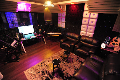 Grand Studio - Jeddah - +966 50 908 0876