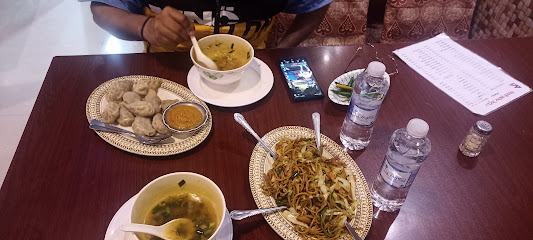 Everest Restaurant नेपाली एभरेष्ट रेष्टुरेन्ट - Al Jubail - +966 57 785 1060