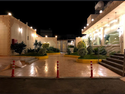 سفن جاردن - Alhada - +966 50 014 4684