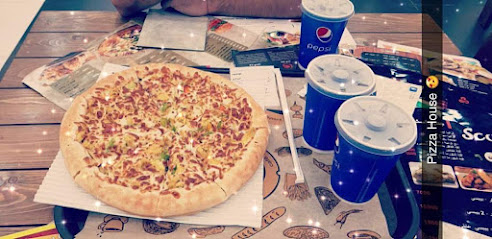 بيت البيتزا - Yanbu - +966 55 019 3156