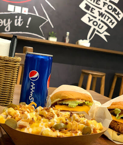 Street Burger - Najran - +966 56 777 3133