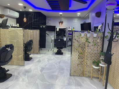 صالون فينيسيا حلاق تركي - Jeddah - +966 56 056 4301