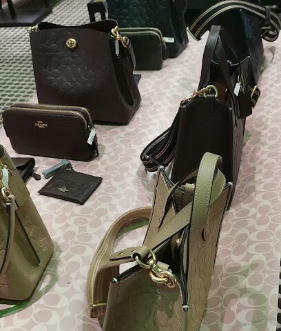 COACH Mall of arabia - Jeddah - +966 59 301 8774