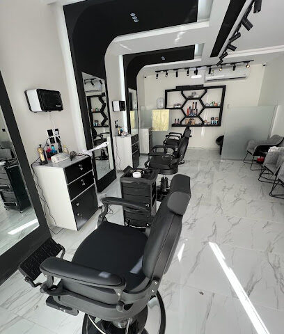 صالون الانيق الثاني للحلاقة الرجالية - Al Qatif - +966 51 040 8387