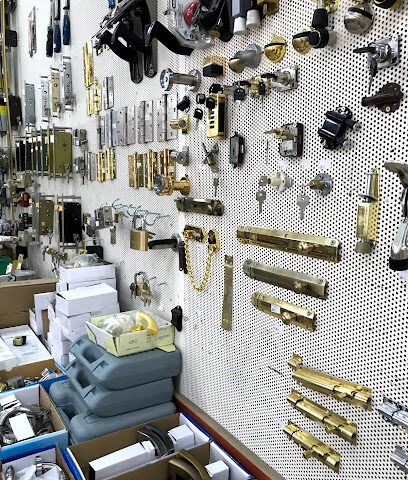 Masdar Hardware مصدر لمواد النجارة - Hail - +966 16 532 5790