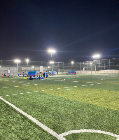 ملاعب Z5صالة مغطاة - Saihat - +966 54 212 1010