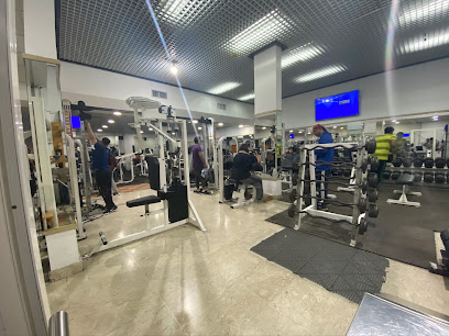 Gold's Gym - Saihat - +966 13 837 2220